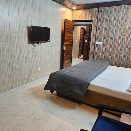 Hotel Mussoorie Gold Mary Eksteriør billede
